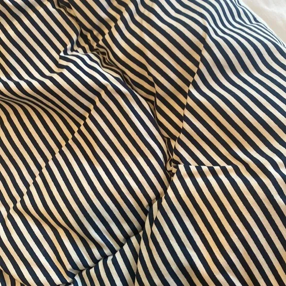 Fieldcrest Full/Queen comforter blue white striped